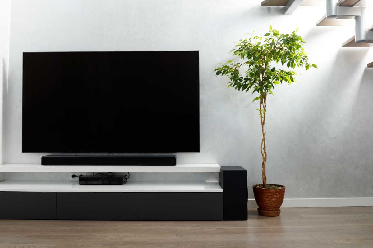 Enhance Your Viewing Experience with These Essential Smart TV Accessories